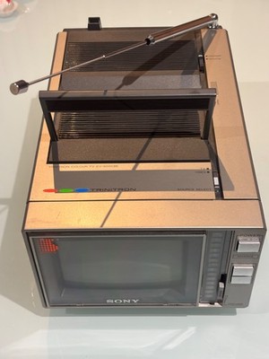 sony trinitron tv, kv 6000BE, sehr gepflegt, Rarität, mit Netzladegerät AC 133, 