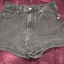 Levi's High Waisted Mom Shorts Size 28 Black Denim