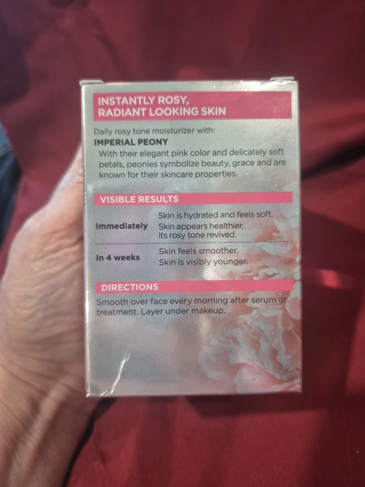 New L'Oreal Paris Skin Care Age Perfect Cell Renewal Rosy Tone 50ml Moisturizer - Image 3 of 4