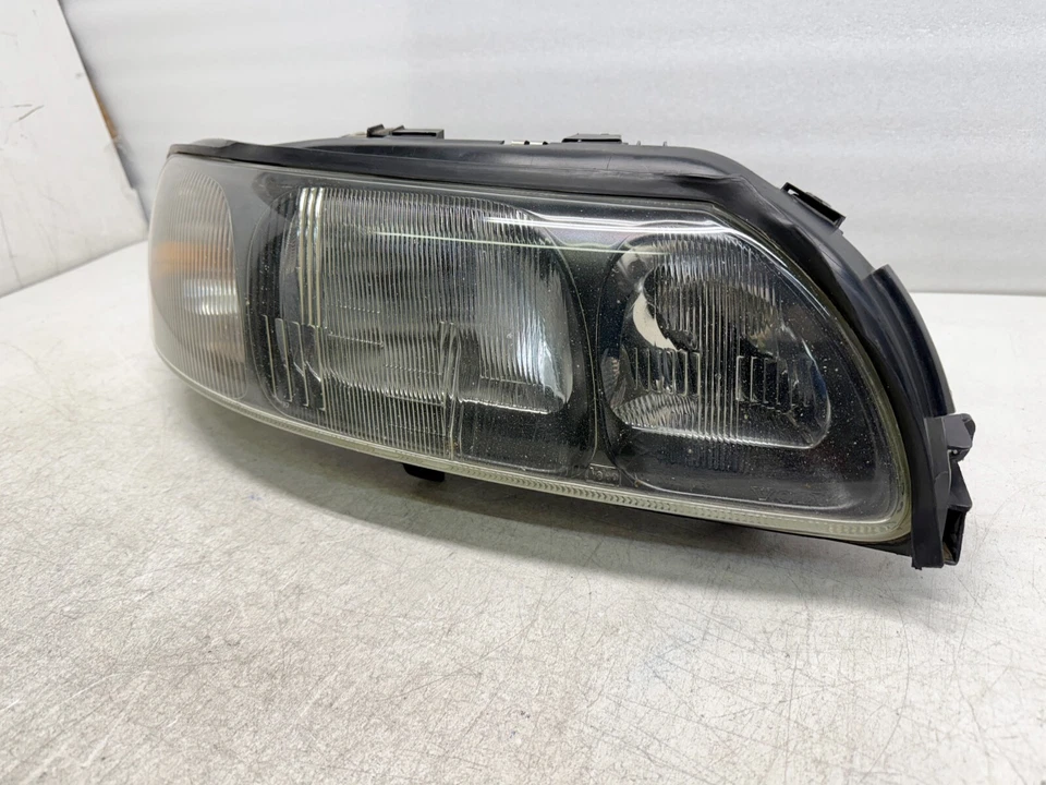 Faro P20586 2001-2004 VOLVO S60 LENTE CRISTAL HALÓGENO LADO PASAJERO 89004609 Foto 4 de 4