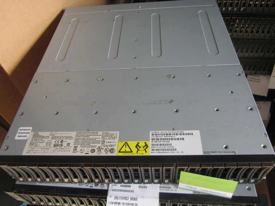 174724X 1747HC2- IBM EXP2524 Storage Enclosure w/ 24x 300GB 15K SAS HD - Image 2 of 2