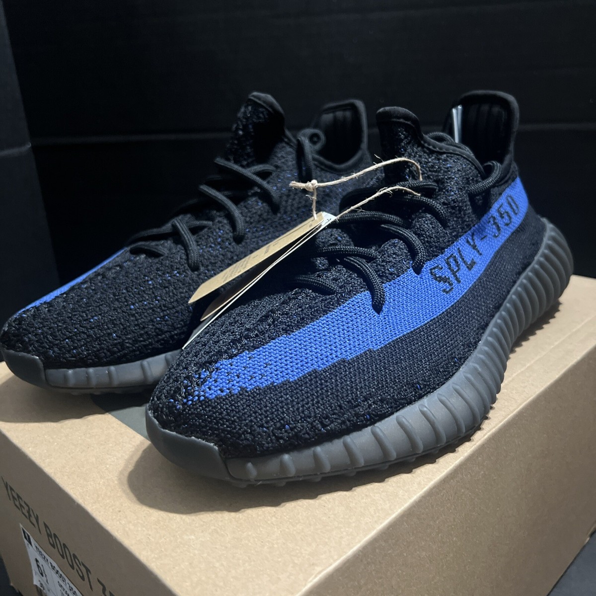 Size 6.5 - adidas Yeezy Boost 350 V2 Low Dazzling Blue | eBay