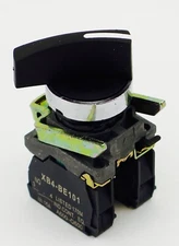 USA STOCK YC-XB4-BJ33-3 POS. ON-OFF -ON MAINTAINED S. SWITCH FITS XB4-BJ33