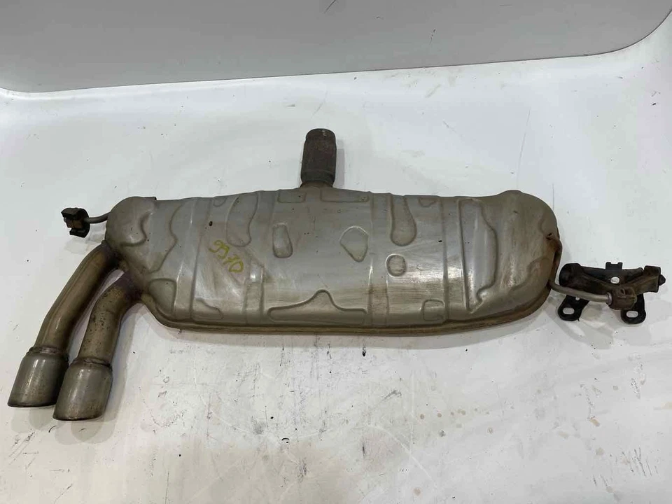 Silenciador de escape trasero para Volkswagen Golf GTI 2006-2010 2,0 L 1K6253609BG OEM Foto 2 de 4