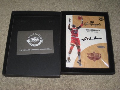 2016-17 Upper Deck UD Supreme Hard Court Hakeem Olajuwon NBA Autograph Auto