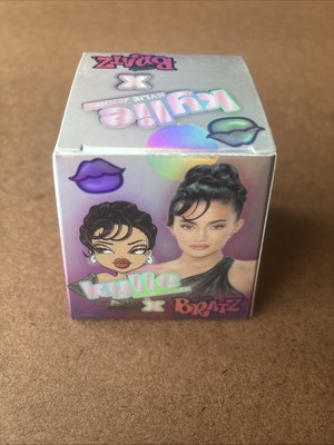 NEW BRATZ x Kylie Jenner Series 1 Collectible Figure 2 Minis in Each Pack Sealed