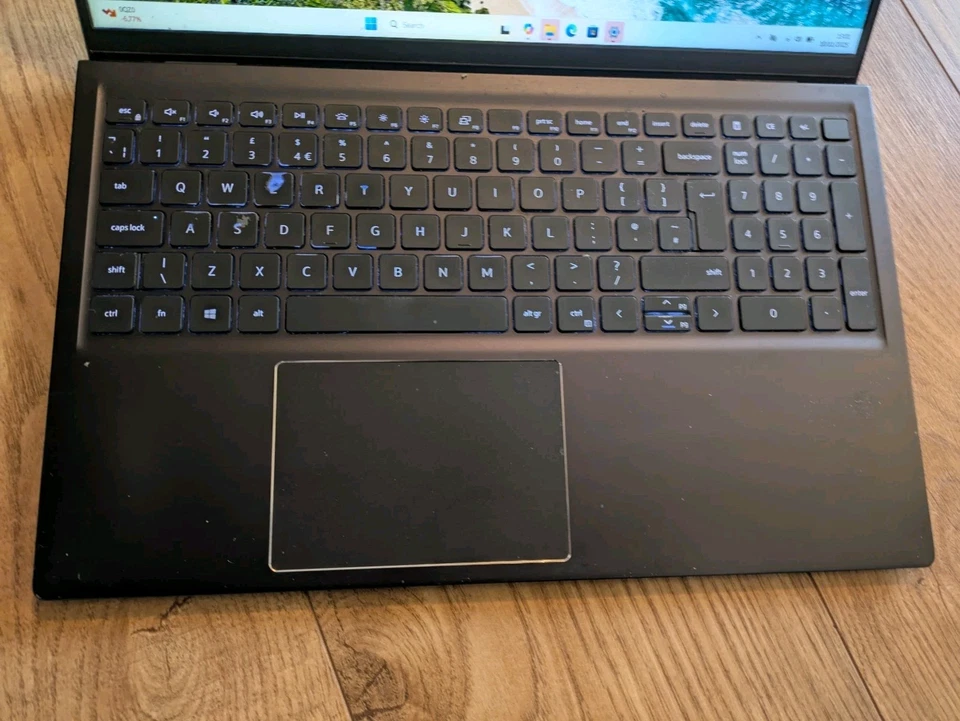 Dell Vostro 15 5510 Core i7 11370H 3.3Ghz 16GB RAM 512GB SSD 15.6" FHD 661 - Image 2 of 4