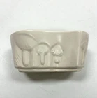 Hull Pottery Planter B2 Mushroom Ivory Glaze 6-1/2 inch Long