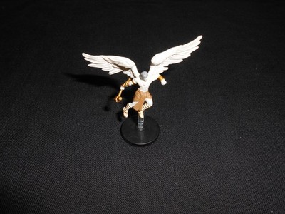 Movanic Deva Angel D&D Miniature Tyranny of Dragons mini Dungeons Pathfinder