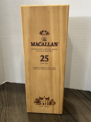 Macallan Fine Oak Whisky 25 Years Wooden Box