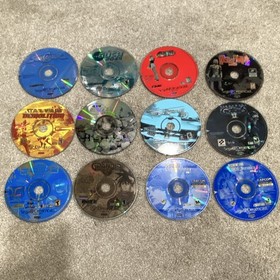 SEGA Dreamcast Console Lot: 4 Controllers, 2 Light Guns, 32 Games, GameShark