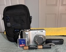 Kodak EasyShare C875 8.0 MP 5x Zoom Digital Camera - Bundle -SD Card -Excellent