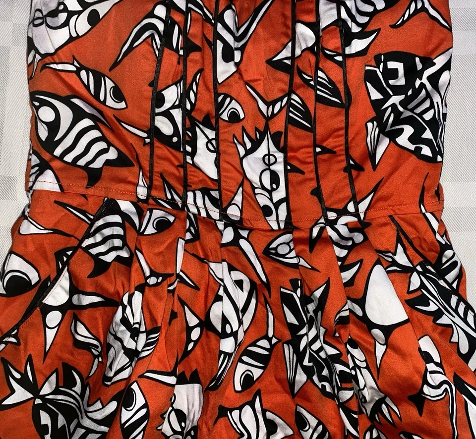 Minivestido para mujer Ark & Co estampado de peces plisado sin tirantes ribete de cuero sintético talla S Foto 4 de 4