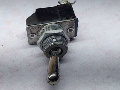Hallicrafters  Receiver AM/CW Switch 