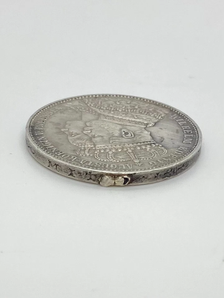 Coronation coin of German-Prussian Thaler 1861 for King William I and Augusta - Image 3 of 4