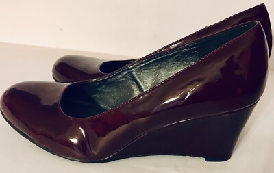 Graceland Patent Maroon Leather Wedge Heels Pump Shoes Euro Sz 40 US SZ 