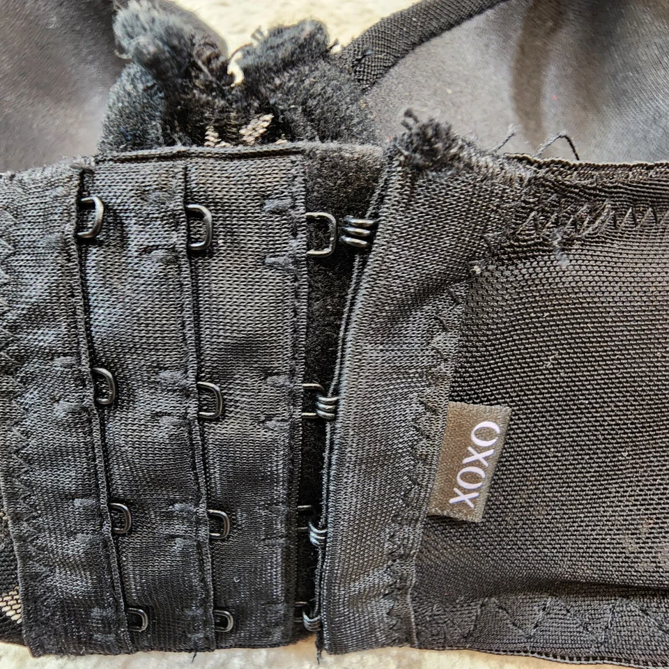 Sujetador push up XOXO negro con parte inferior de encaje push-up con aros 34B Foto 3 de 4