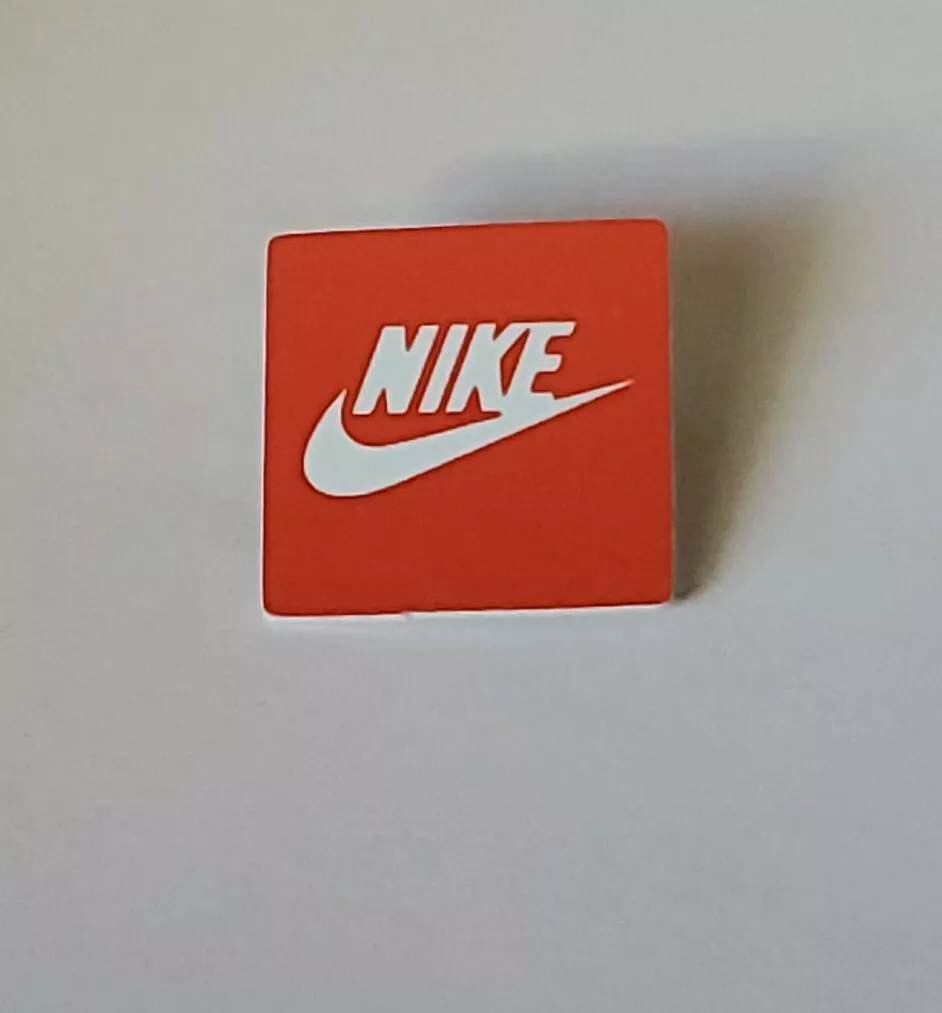 Каре найк. Nike Vintage logo.