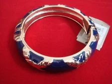 NWT NORDSTROM SEQUIN BRAND BLUE HINGED  BANGLE BRACELET