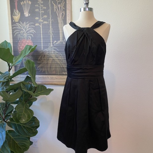Cute ‘David's Bridal’ Size 10 Black Sleeveless Party Cocktail Dress Retails $139 - Picture 9 of 9