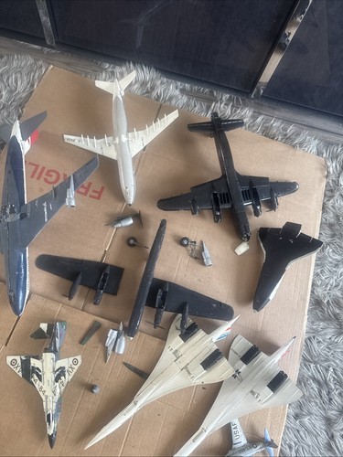 Job Lot Of Plastic Model Planes Aeroplanes Aircraft Vintage Repair - Picture 13 of 23