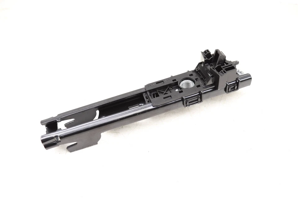 Mercedes-Benz Maybach S560 2018-2019 - Cinturón de seguridad delantero ajustador de altura Foto 2 de 4