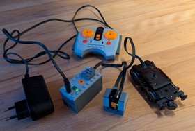 LEGO Power Functions IR Zug-Set (88002, 8884, 8879) Akku-Box 8878 (orig. Kabel)