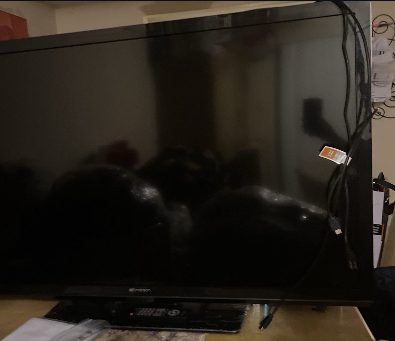 55" Emerson TV