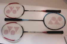 Lot 2 - Yonex Badminton Racquets - B 4000 Red / Astrox 2 Blue - READ DESC