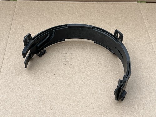 98-05 VOLKSWAGEN VW BEETLE Passenger Side Headlight Locking Latch Bracket OEM