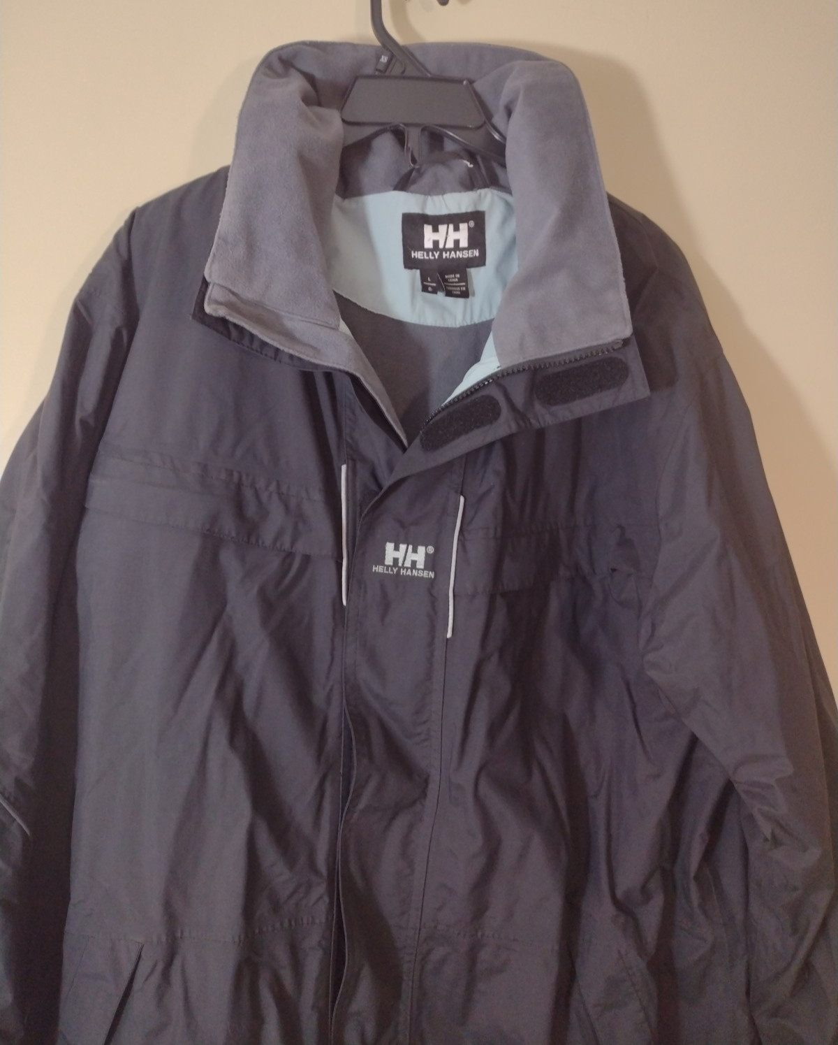 HELLY HANSEN Utility Rain Jacket hidden Hood nylo… - image 2