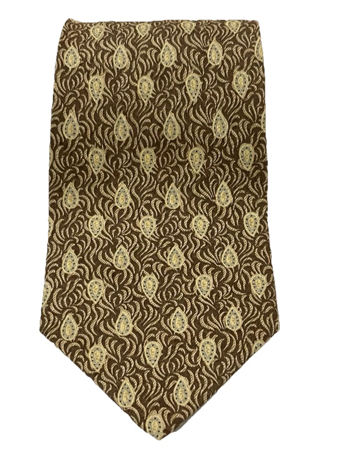 Men's Vintage Claiborne Silk NECKTIE Tie MADE IN USA Imported Silk Classy - Image 3 of 4