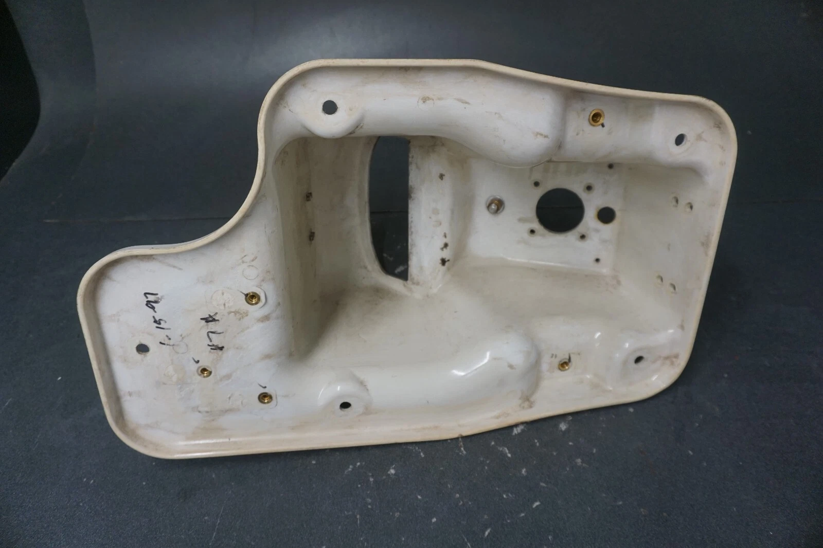 1997-2000 Yamaha OEM Engine Hatch Compartment GP7-U516A-00-00 WaveRunner GP1200