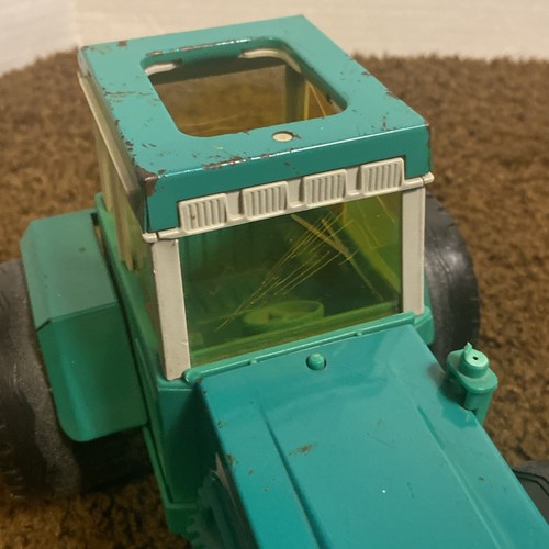 Vintage 1996 NYLINT Farms Green Tractor Metal Plastic w/ Grain Hauler Trailer - Picture 14 of 21