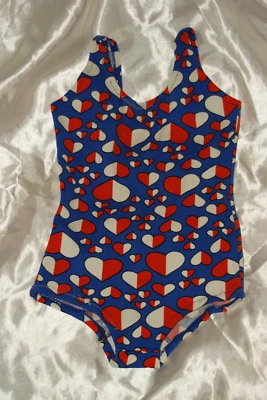 VINTAGE Badeanzug royalblau weiß rot Helanca MÄDCHEN Schwimmen Herzen ca 104-116 - Bild 1 von 3