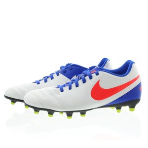 women's tiempo soccer cleats