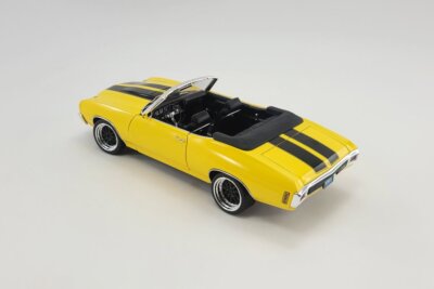 1970 Chevy Chevelle SS Restomod Convertible Acme A1805519 1/18