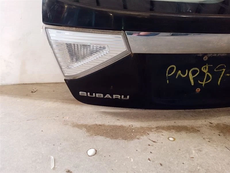 2008-2011 Subaru IMPREZA Hatch Lift Tail gate with Spoiler 10884324 - Image 3 of 4