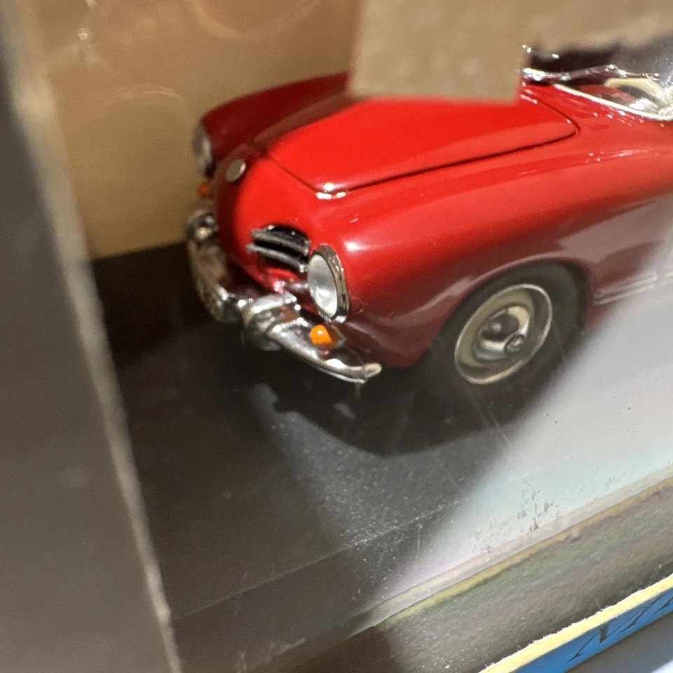 Minichamps 1:43 VW Volkswagen Karmann Ghia cupé rojo - Paul’s Model Art Diecast Foto 3 de 4