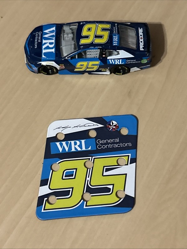 Kasey Kahne Wrl #95 Nascar Diecast 1/64 Loose Car And Magnet