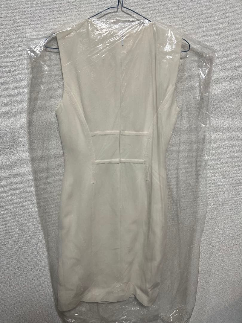 USED VERSACE DRESS, SIZE 40 GOOD thumbnail 4