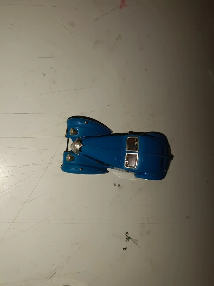 BUGATTI T57 1938 RIO SCALA 1:43 - Immagine 2 di 4
