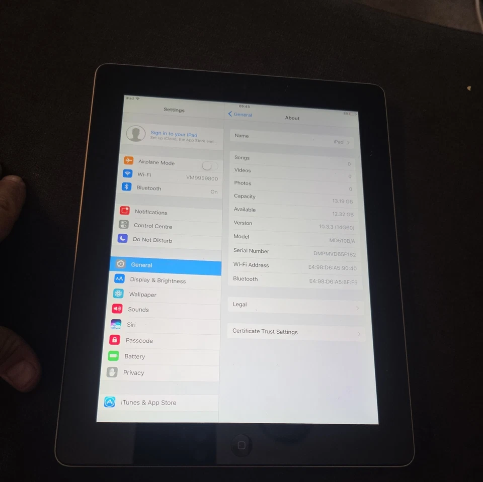 Apple iPad 4th Generation (A1458) 9.7" - 16 GB - Wifi Only - Black Used - Image 4 of 4