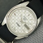 VINTAGE SEIKO 5 AUTOMATIC JAPAN 7009A MENS WHITE COLOR DIAL WATCH a2423-U