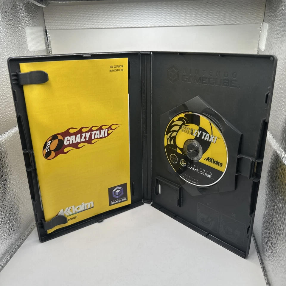 Crazy Taxi • Nintendo GameCube Game + Manual (2002) PAL • Complete • Acclaim - Image 3 of 4