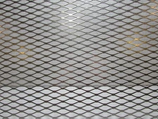 1/2-#16. 304 STAINLESS STEEL FLATTENED EXPANDED METAL  12" X 24"