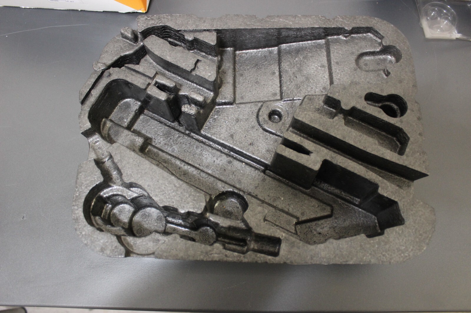 02-15 R50 R52 R53 R56 MINI COOPER SPARE TIRE JACK LUG TOOL KIT BARE FOAM TRAY