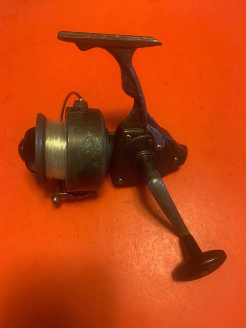 VINTAGE RODDY LARGE SPINNING REEL MADE IN JAPAN ((O)) ((O)) L@@K 