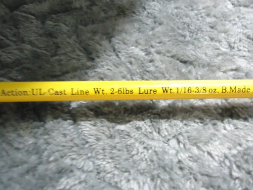 BASS PRO SHOPS 5 FT MICOLITE YELLOW 2 PC ROD ACTION UL LURE WT 1/16-3/8^ - Picture 6 of 7