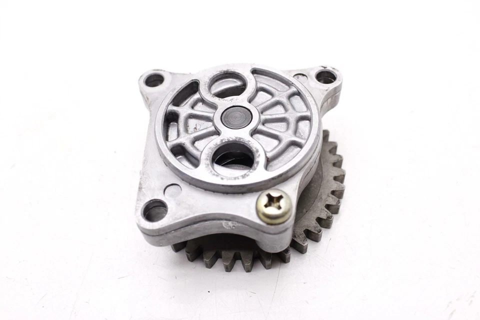 Suzuki GS550T 1981 OEM MOTOR BOMBA DE ACEITE R9.BX22 Foto 4 de 4